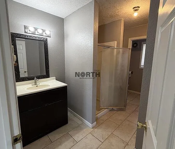1717 Nokomis St — Photo 4