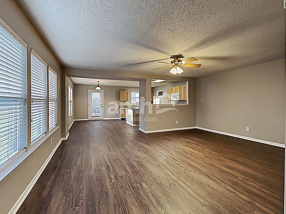 3rd image of 1830 Sonesta Ln