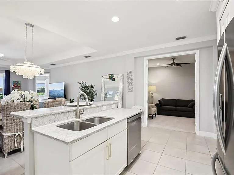 2946 Trustee Ave — Photo 14