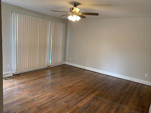 LIVING ROOM. ORIGINAL HARDWOOD