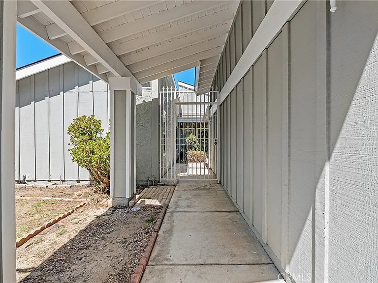 8349 Lurline Ave — Photo 41
