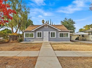 960 Chestnut Ave, Redlands, CA 92373