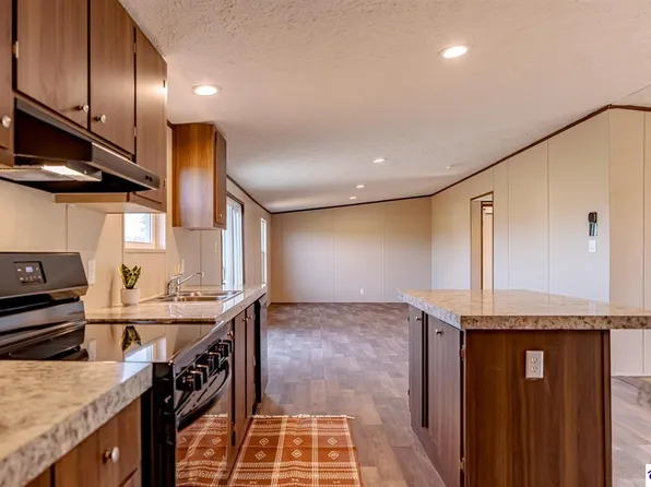 546 Irvington Heights Ln, Irvington, KY 40146