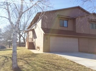 6614 Kara Dr, Eden Prairie, MN 55346