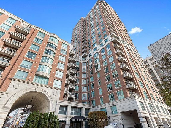 3rd image of 38 Avenue Rd #1802