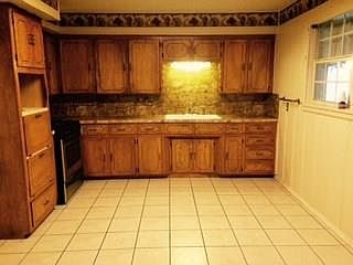 2nd image of 3113 Eastridge Dr