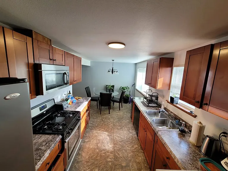 3339 S Graham St — Photo 9