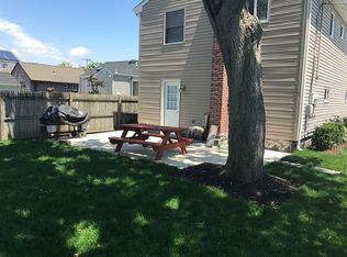 90 S Bay Dr, Babylon, NY 11702