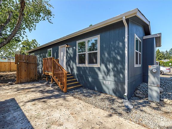 2nd image of 8514 31st Avenue S #28