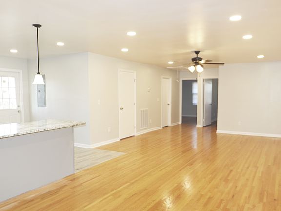 Living Room/Dining Room