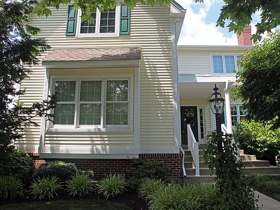 4th image of 482 Fairmont Dr