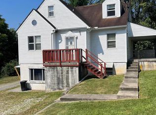 1521-1521 E Main St, Oak Hill, WV 25901