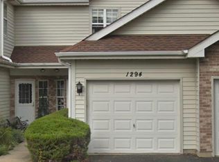 1294 Cranbrook Dr, Schaumburg, IL 60193