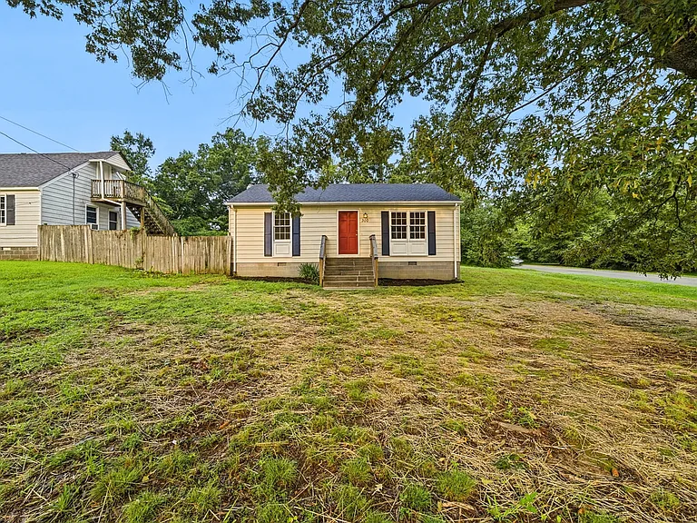 300 Marlin Dr — Photo 24
