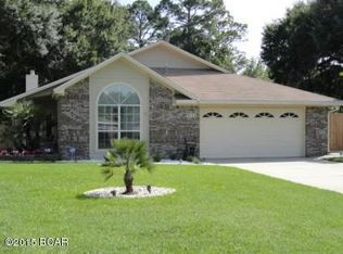 186 Derby Woods Dr, Lynn Haven, FL 32444