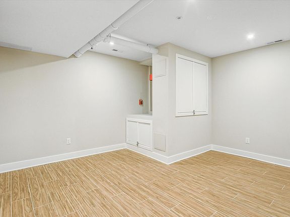 3rd image of 2633 Annin St #L1