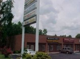 1817 Madison St, Clarksville, TN 37043
