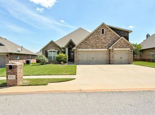 5024 Wister Ln, Edmond, OK 73025
