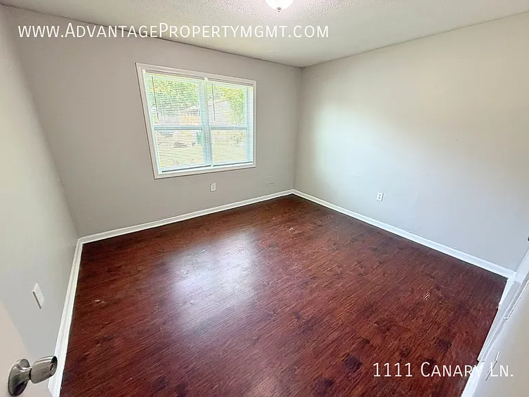 1111 Canary Ln — Photo 9