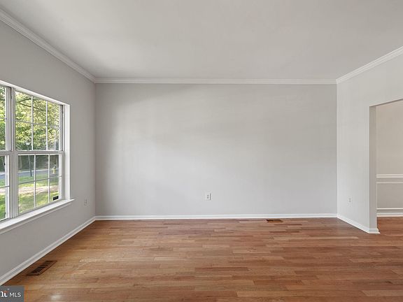 4th image of 20 Flewellen Dr