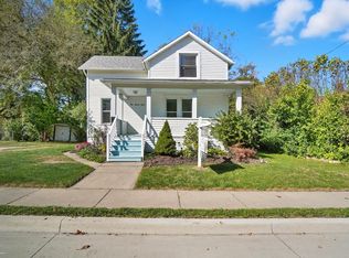 407 Sackett Ave, Monroe, MI 48162
