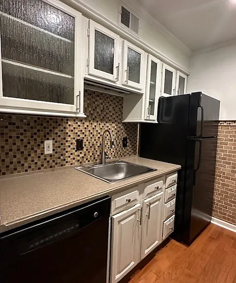 801 Eastmont Dr #102 — Photo 13