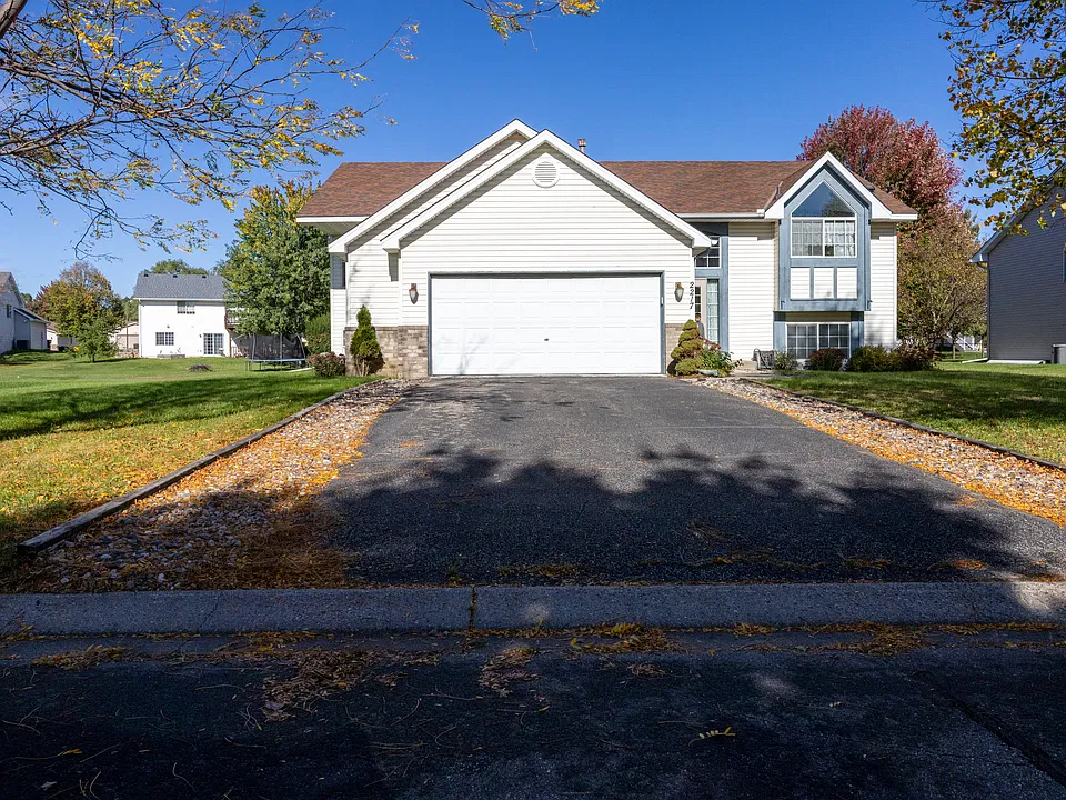 2217 Meridian Dr