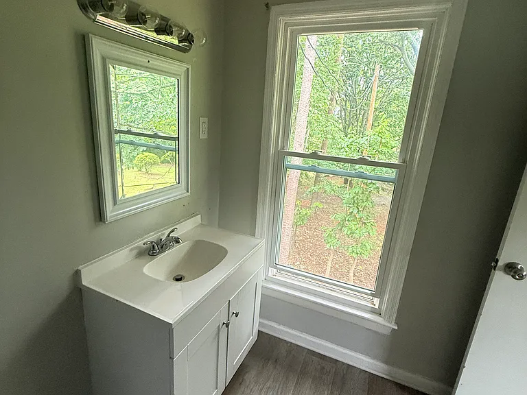940 Myrtle Rd #4 — Photo 9