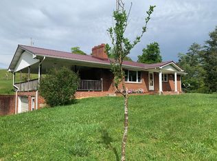21131 McCann Rd, Damascus, VA 24236