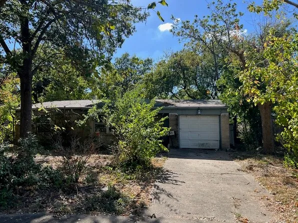 4847 Bedford Dr, Mesquite, TX 75150