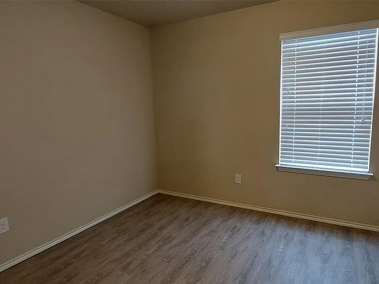 1556 Birmingham Dr — Photo 16