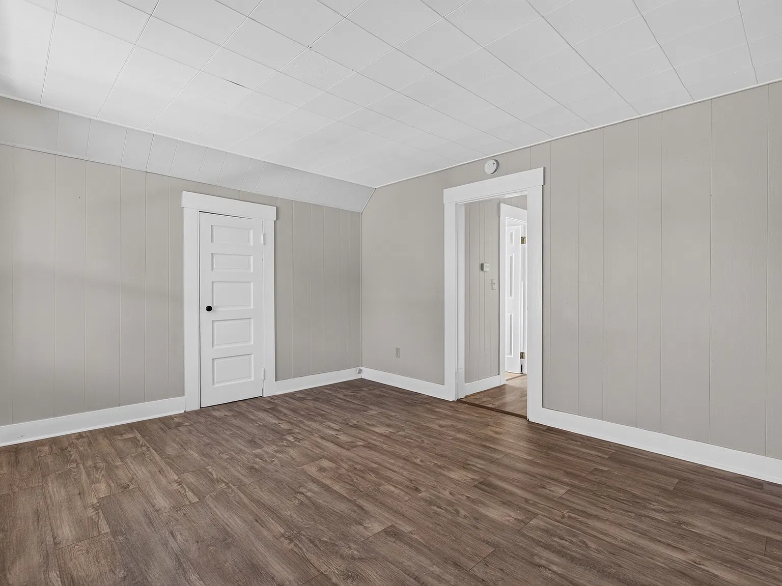 3 bed, 1200 sqft, $1,950 — Photo 1