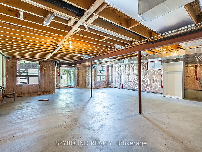 735 Karlsfeld Rd — Photo 44