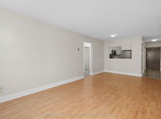 170 Grove St E #102, Barrie, ON L4M 2P7