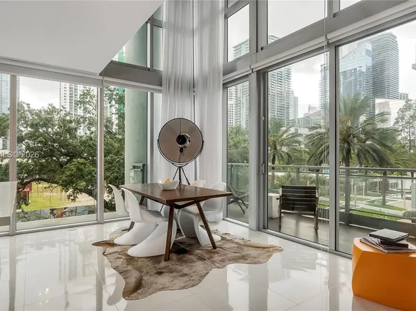 90 SW 3rd St #Townhouse 308, Miami, FL 33130