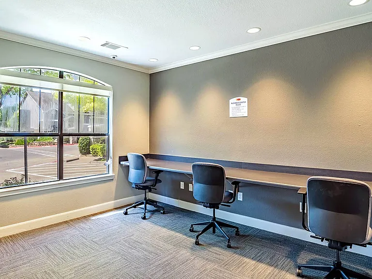 Beckley Townhomes — Photo 14