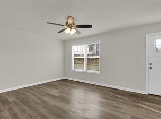 51 Overlook Dr APT F, Hanover, PA 17331