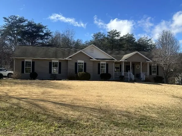 6097 Stones Dairy Rd, Bassett, VA 24055