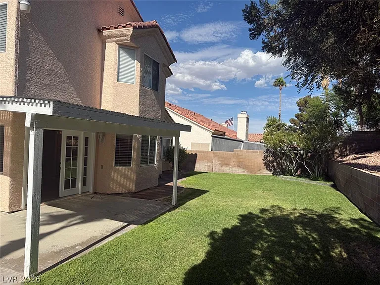 1151 Sleetridge Dr — Photo 4