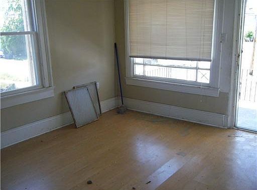 3rd image of 1677-79 N Roman St