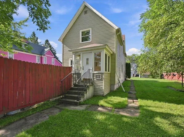 2214 E 6th St, Superior, WI 54880