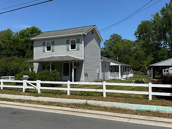 4th image of 222 Henry Clay Rd