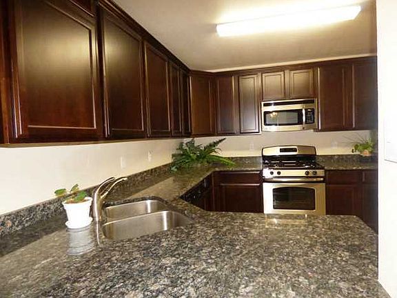 5th image of 3212 Bell Point Dr