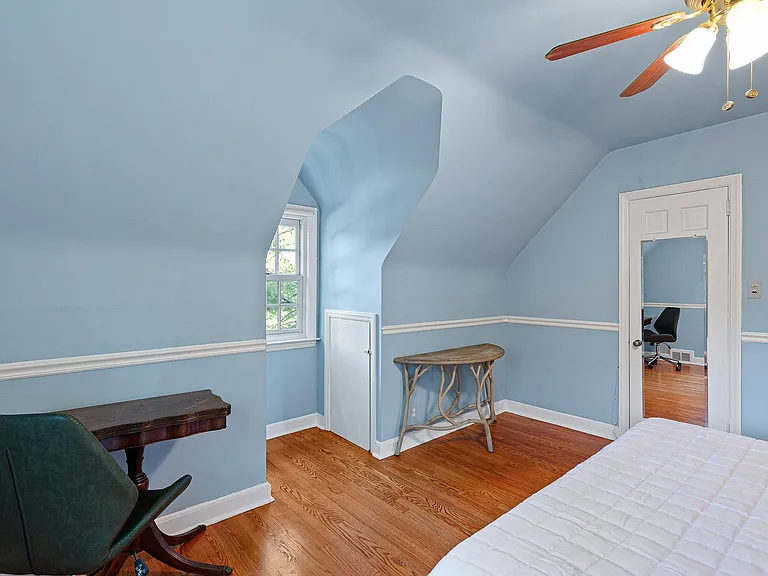 112 W Park Pl — Photo 12