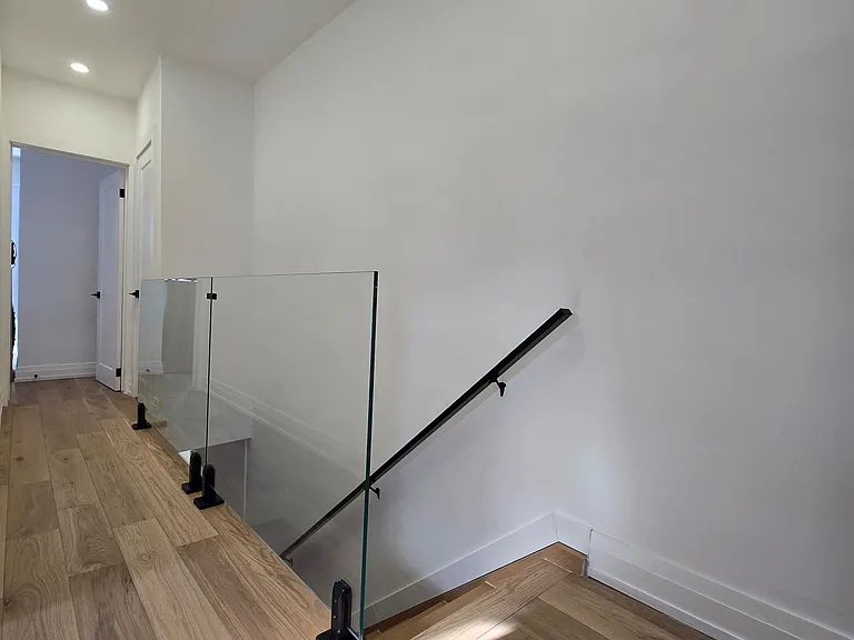 9 Alton Ave — Photo 10
