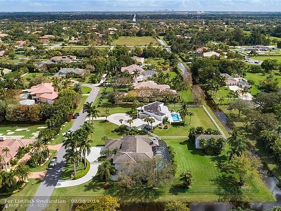 3rd image of 12060 NW 10th St