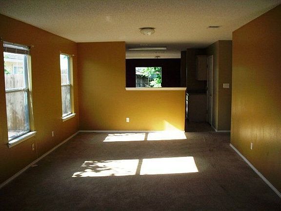 2nd image of 2209 Gary Ln