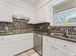 4817 Shadeland Dr, Baton Rouge, LA 70816