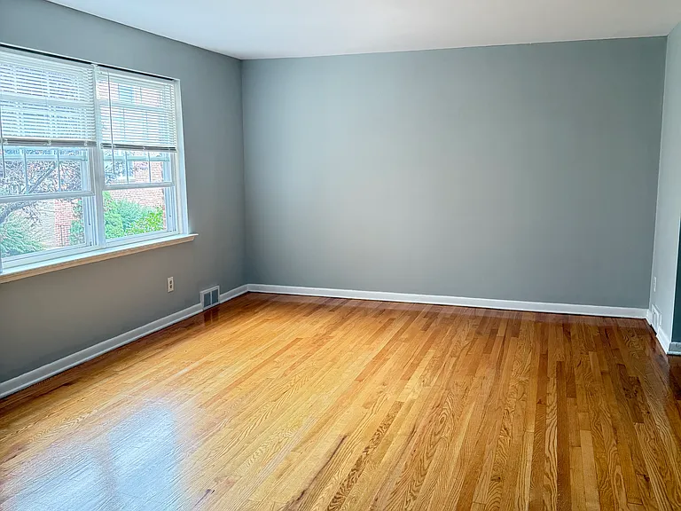 45 Morris Ave #18 — Photo 14