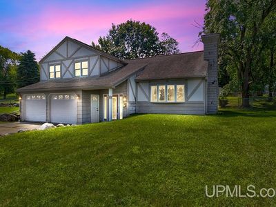 909 E Margaret St, Iron Mountain, MI, 49801